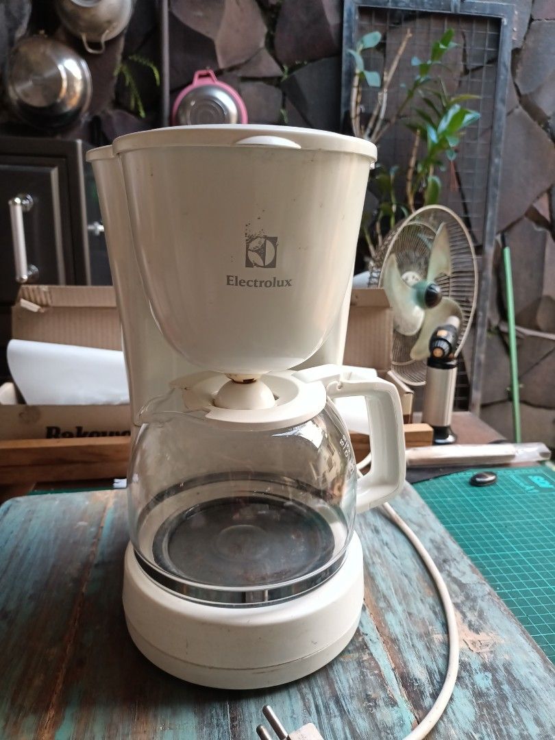 Coffee maker Electrolux ECM1303W on Carousell
