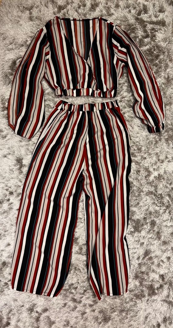 Coordinates xs-s (Category: Sets & Coordinates) located in Quezon City. Submitted by fordeclutter (Listing ID 1237091094, Image 1). Description: .