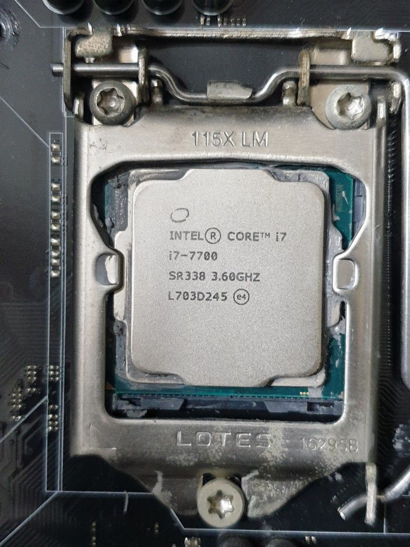 Core i7-7700 Quad-Core CPU 3.6GHz 8-Thread LGA 1151 65W 14nm i7 7700  Processor