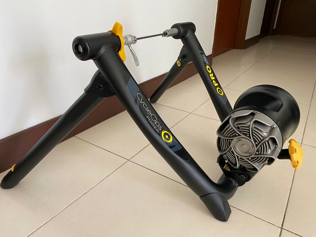 Cycleops jet fluid pro turbo trainer kit top
