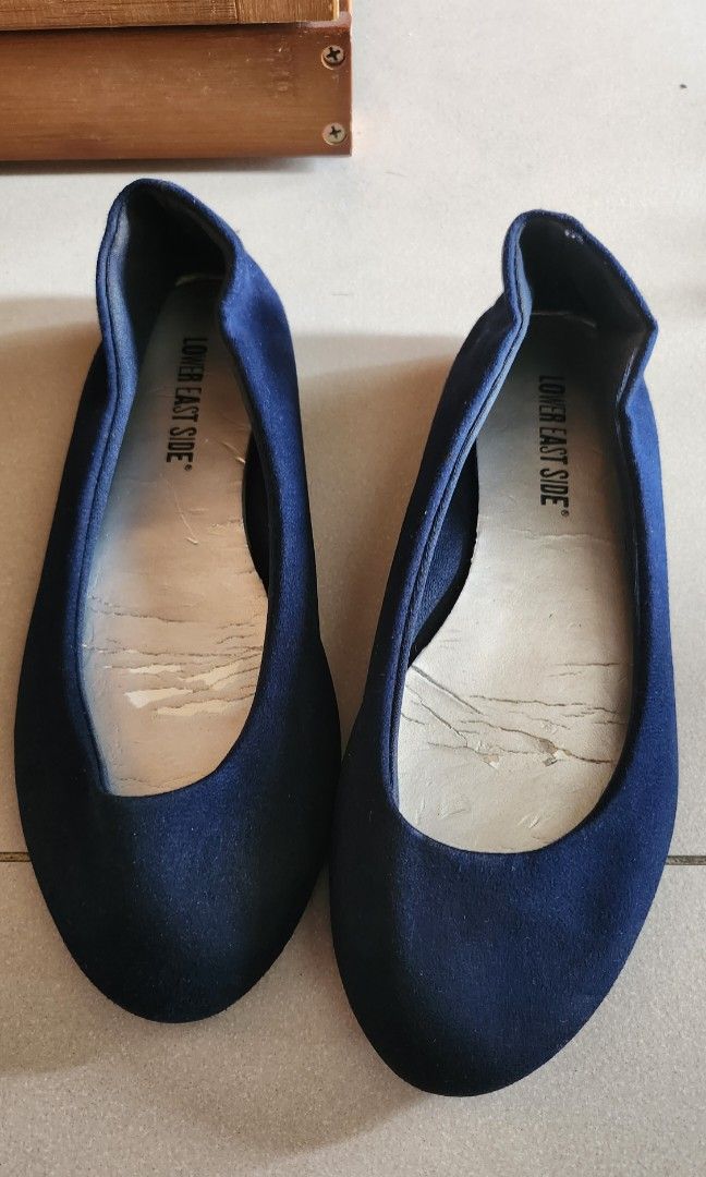Navy blue cheap flats payless