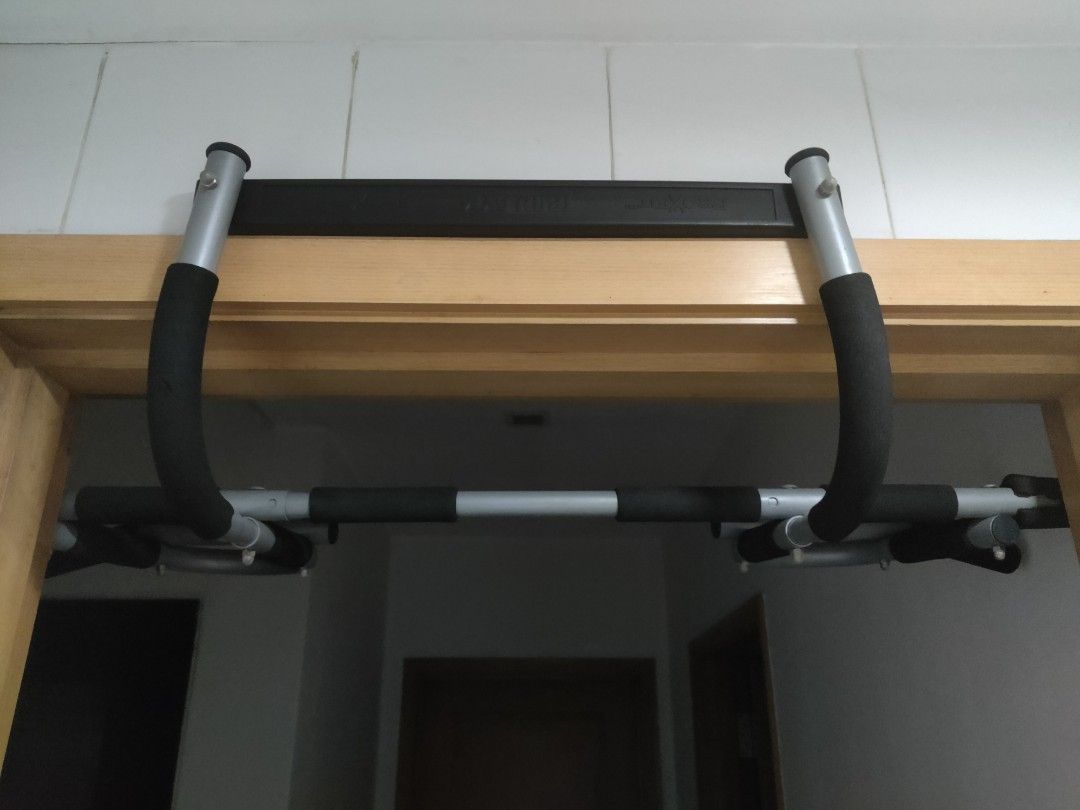 Doorway Pull up Bar no screws Sports Equipment Exercise