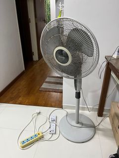 (Category: ) located in . Submitted by huyuning941223 (Listing ID 1237143113, Image 1). Description: .
