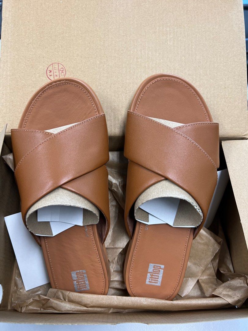 FitFlop GRACIE Women s Leather Cross Slides Light Tan FD8 592