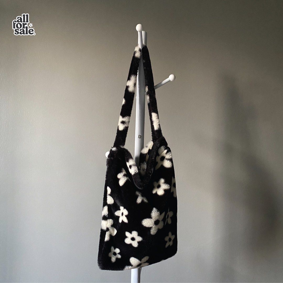 Fluffy flower tote clearance bag