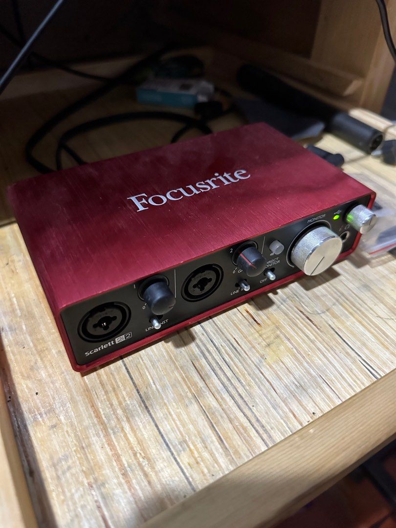 Focusrite 2i2 2nd Gen, Audio, Other Audio Equipment on Carousell