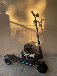 FOR SALE!  Dualtron mini DOP: October 2020 Place of Purchase: Local unit from Minimotors, BGC ODO: 2300+ km  Voltage when it is max-charged: 58.2v  Selling price: 50k.  Inclusions:  - Odi Vans handgrip  - MET Parachute fullface (Medium 54/58)