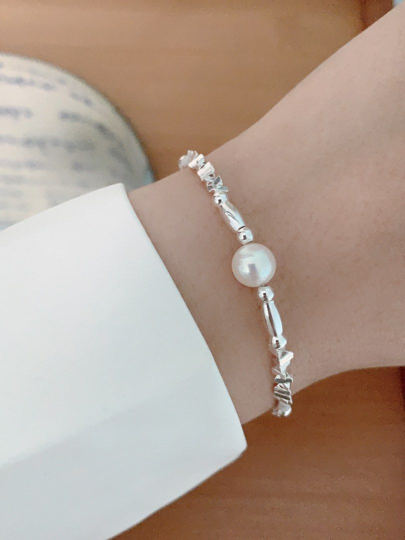 Free bracelet free shipping on sale