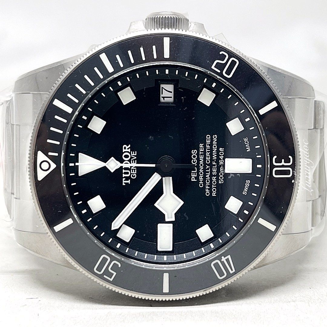 FS.BNIB TUDOR PELAGOS AUTOMATIC CHRONOMETER TITANIUM BLACK DIAL