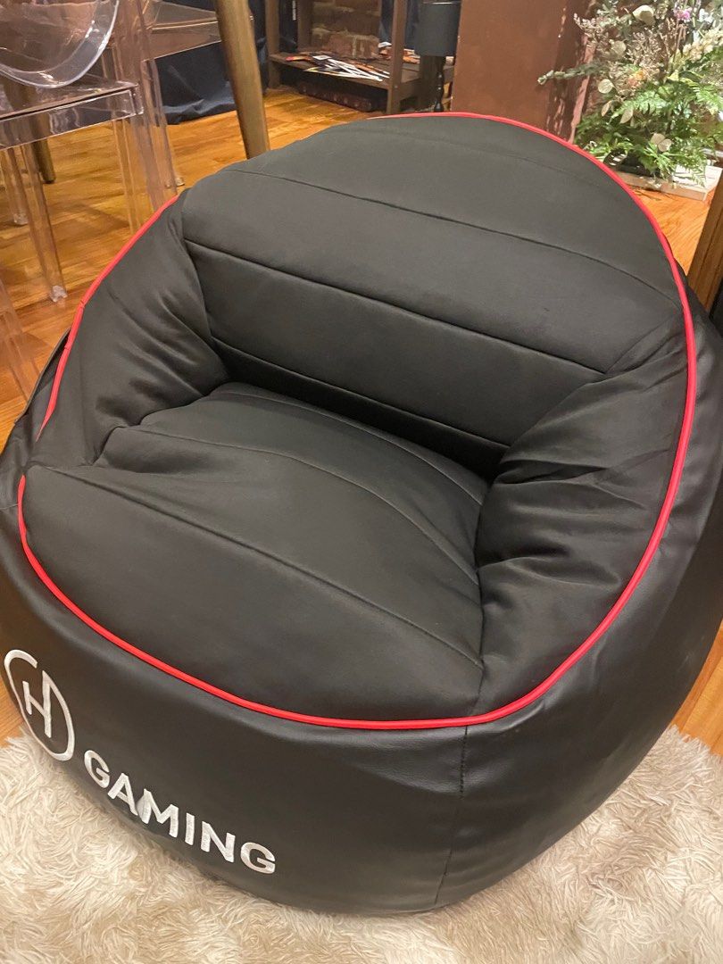 Gorilla gaming store sofa