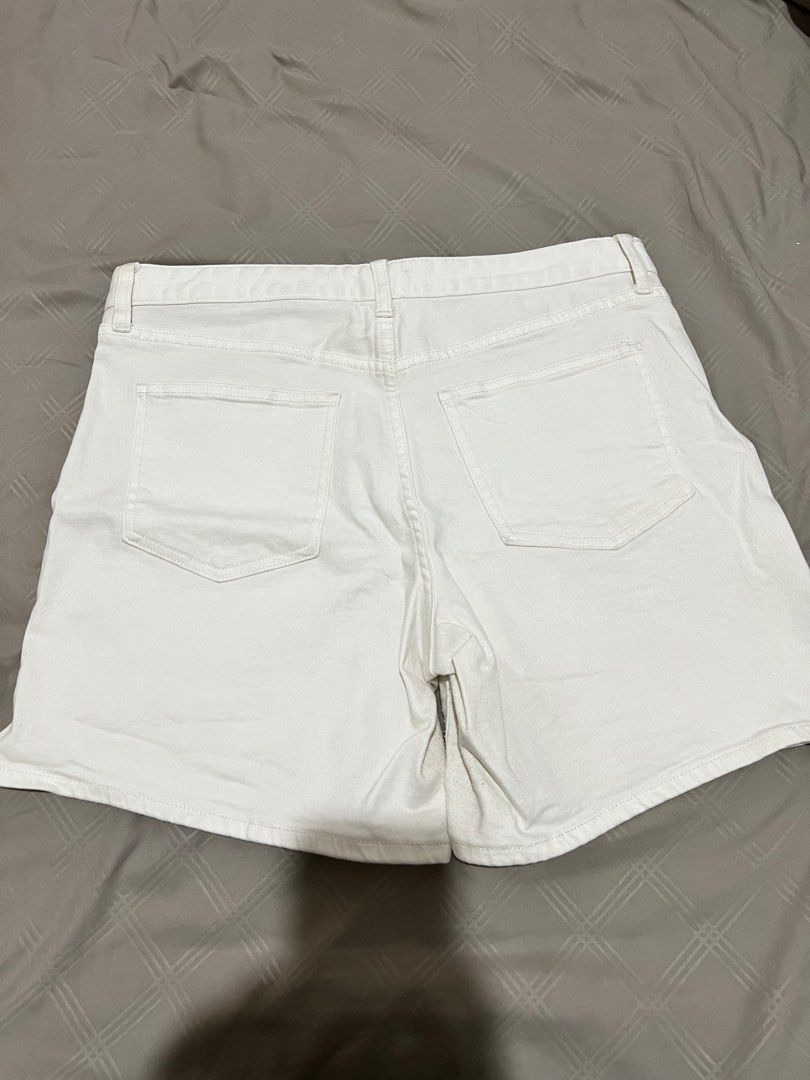 Hot Pants White Uniqlo on Carousell