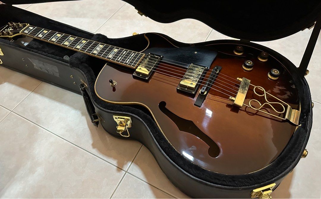 Ibanez SS300 archtop jazz guitar