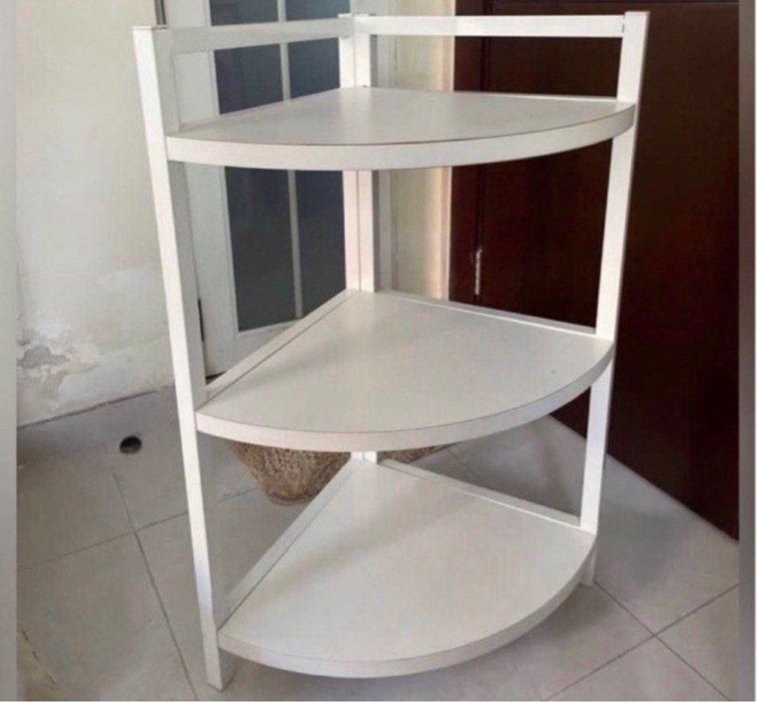 IKEA corner shelf / rack, 傢俬＆家居, 傢俬, 書櫃、櫃子及架 Carousell