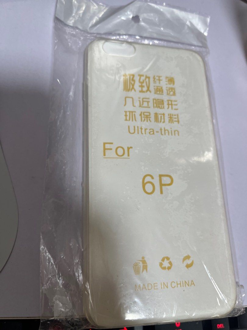 iPhone 6 Plus Case （分類：手機套及手機殻）位於 Hong Kong。 由 lamlam_47 提交（商品編號 1237121067，圖片 1）。簡介： 買mon貼送手機殼 而家有啲發黃。