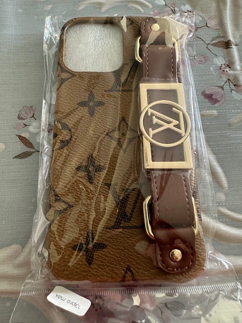 iPhone Casing (Category: Cases & Sleeves) located in Singapore. Submitted by wooyrlifestyle (Listing ID 1237019616, Image 1). Description: Brand New & sealed Winnie the Pooh -iPhone XS Max (SOLD)Dragonball Z-iPhone XS Max KAWs-iPhone 13 Pro Max Louis Vuitton -iPhone 13 Pro Max.