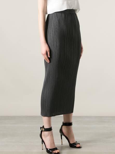 スカート PLEATSPLEASE black long skirt et2 PLEATSPLEASE black long skirt et2(SKIRTS – ISSEY MIYAKE EU)