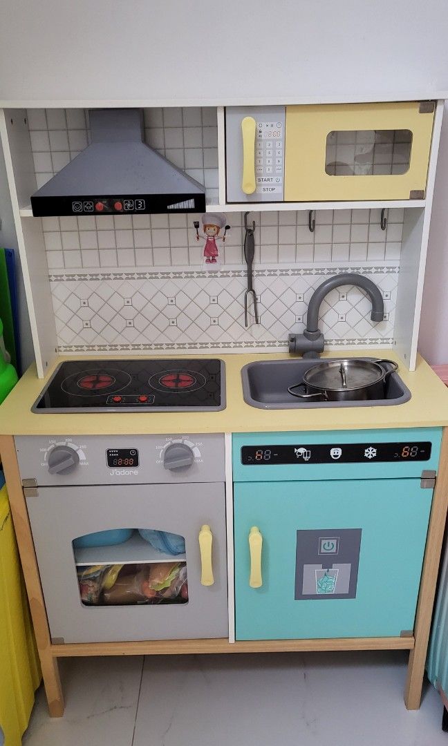 Kids kitchen 2024 used