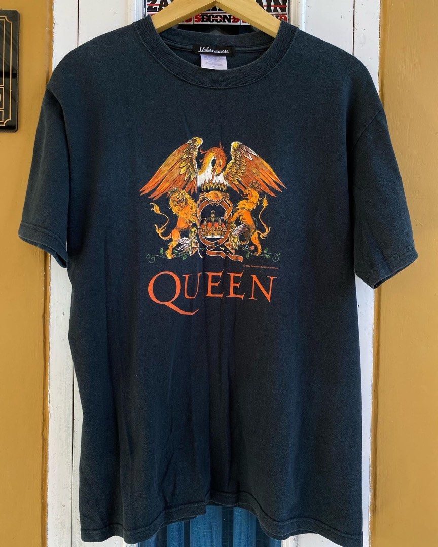 Kaos Band Vtg Queen, Fesyen Pria, Pakaian Atasan di Carousell