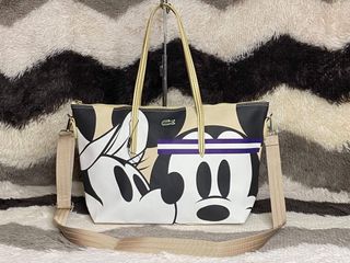 (Category: ) located in . Submitted by styledbyruod (Listing ID 1236995773, Image 1). Description: .