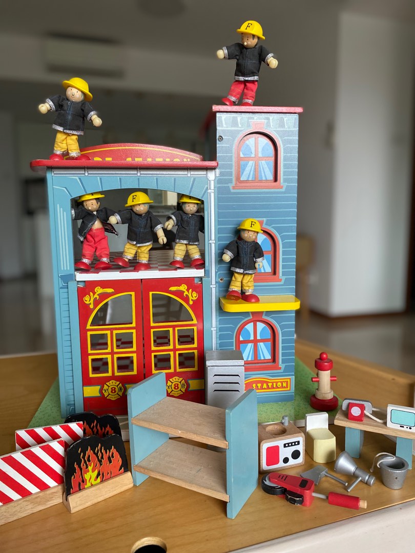 Le Toy Van Fire Station Hobbies Toys Toys Games on Carousell