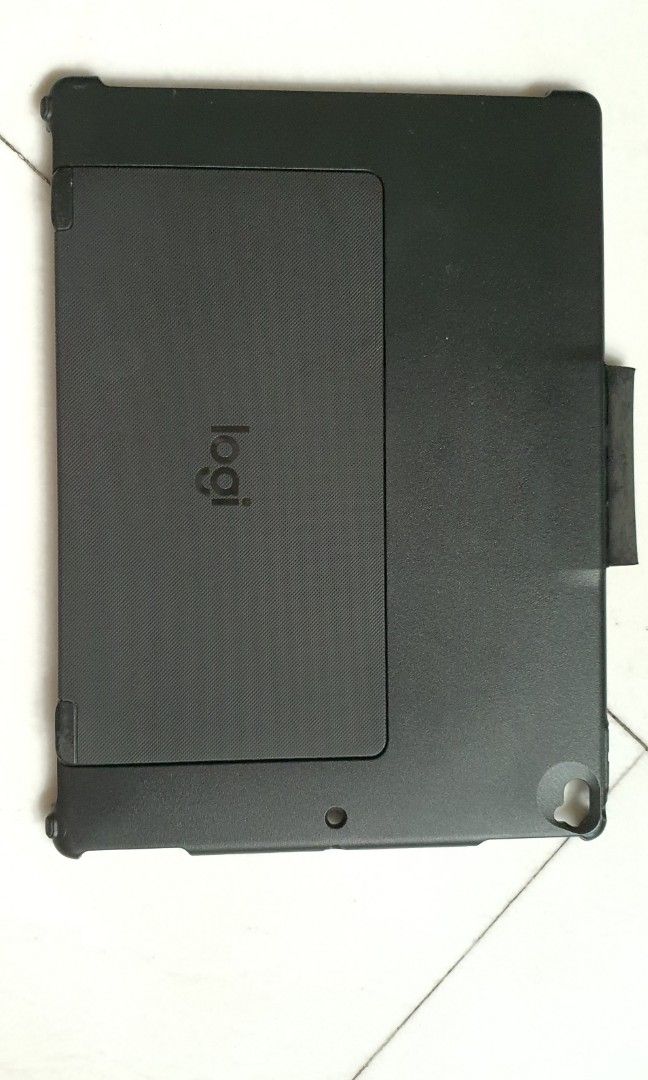 Logitech combo touch for Ipad Pro 12.9 inch (2nd gen) Keyboard case