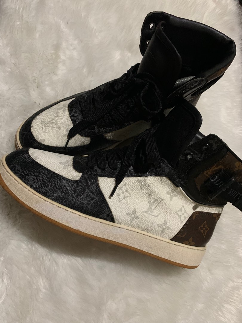 LV RIVOLI SNEAKER BOOT, Men's Fashion, Footwear, Sneakers on Carousell