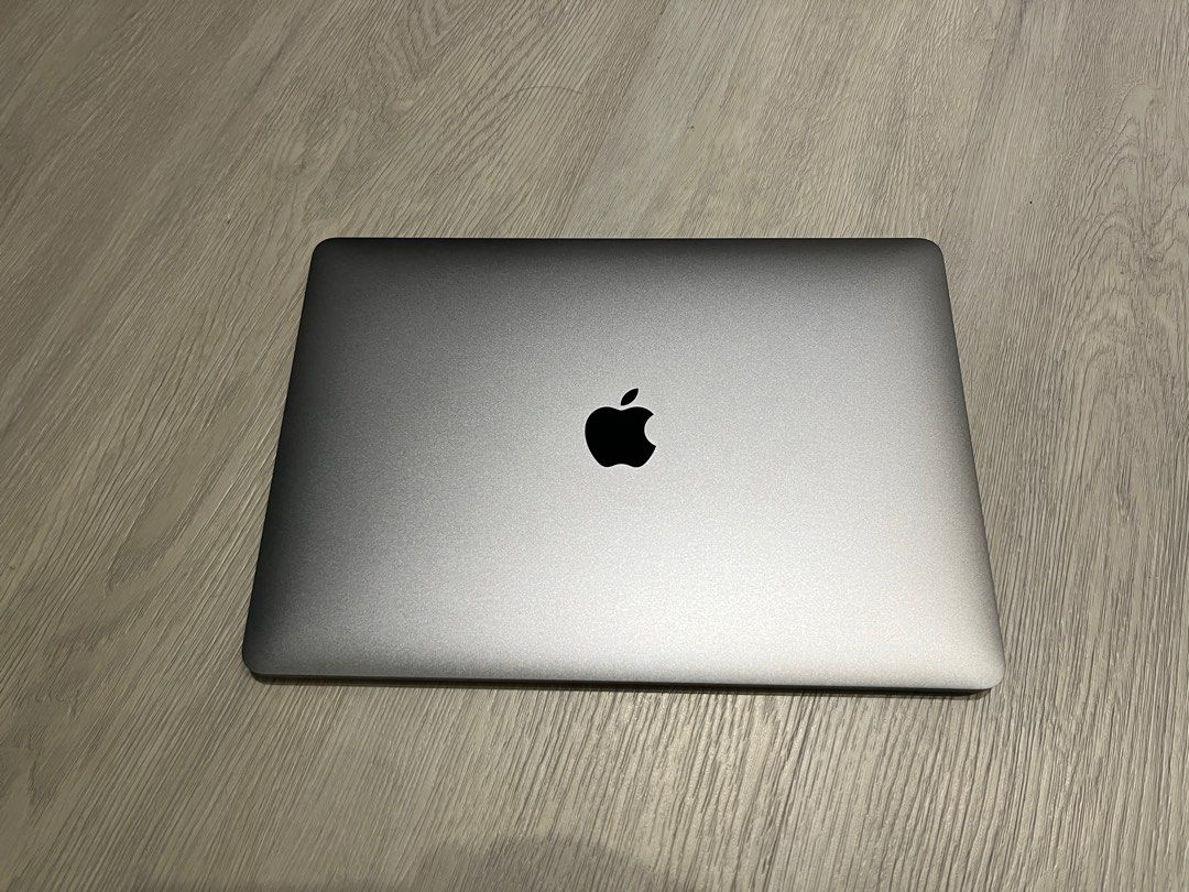 227美品MacBook Pro 2017 2Thunderbolt 3port