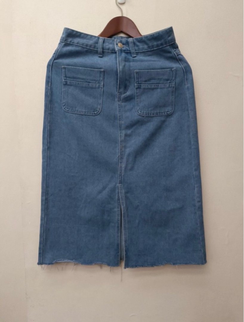 Maong skirt on Carousell