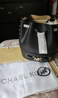 Michael Kors Bags | Michael Kors Reed Medium Bucket Bag | Color: Brown | Size: Os | Thanhthuy2401's Closet