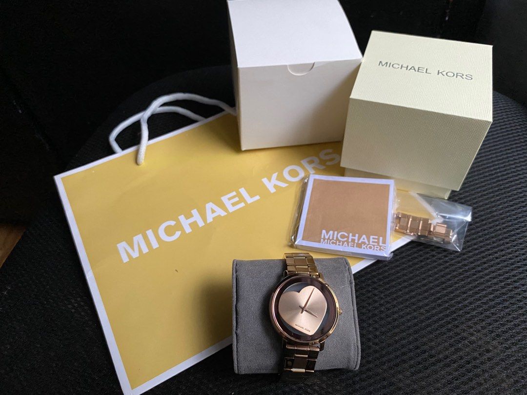 Michael Kors Jaryn Heart Watch
