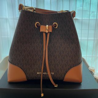 Mercer gallery medium logo shoulder bag sale