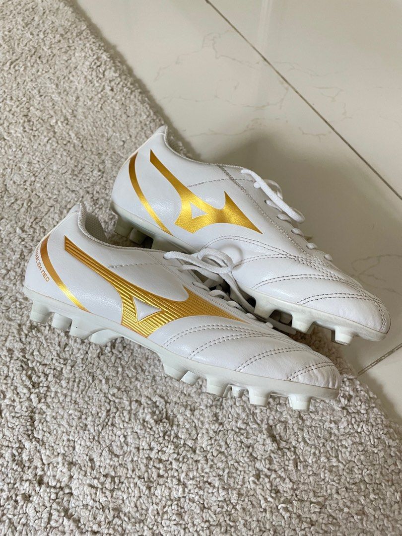 White mizuno new arrivals cleats