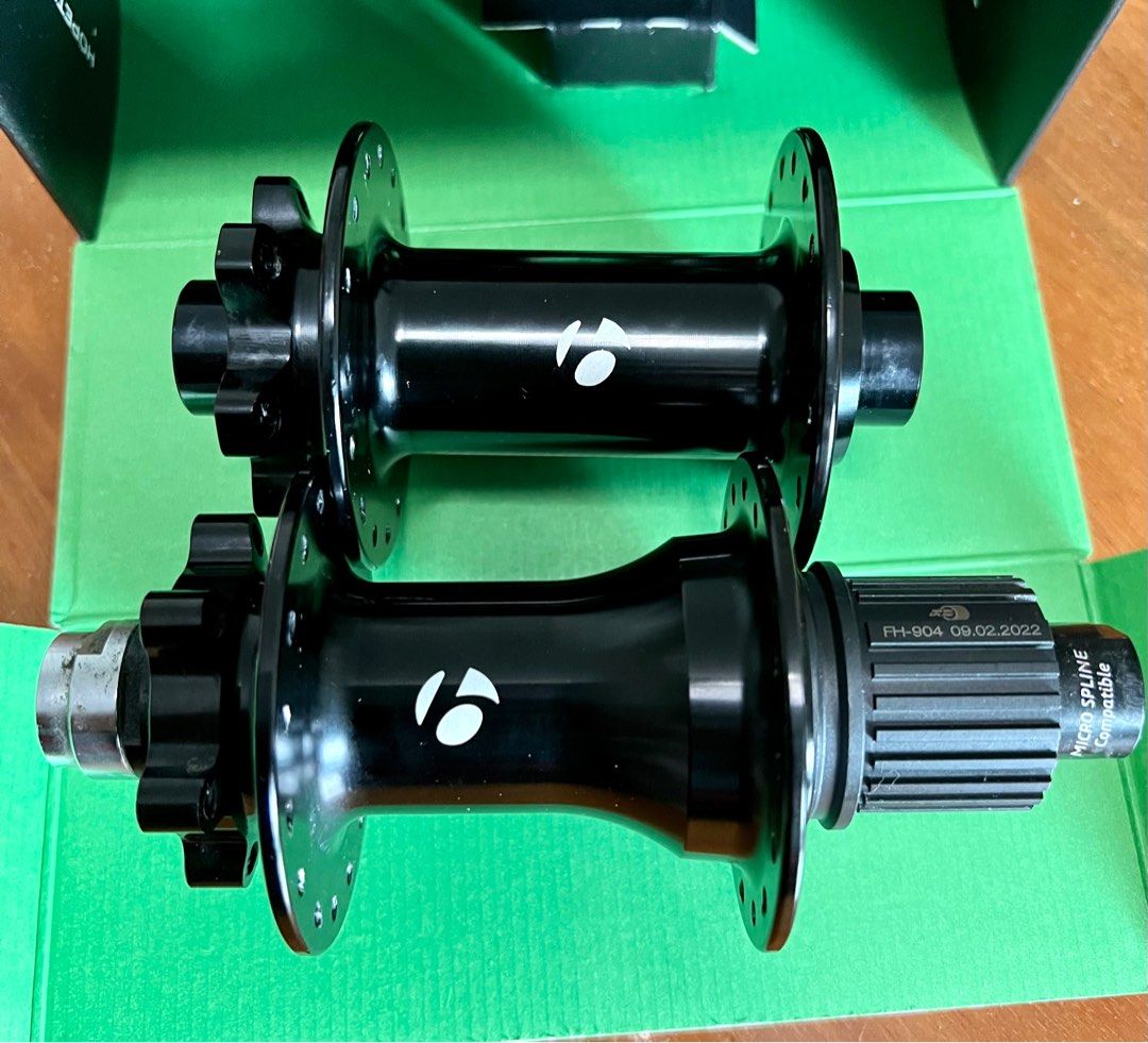 MTB hubs Bontrager Boost hubs