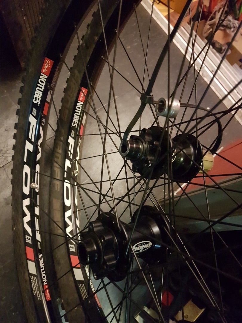Stan's Flow Ex Hope hubs mtb wheels with tyres, Sports Equipment ...