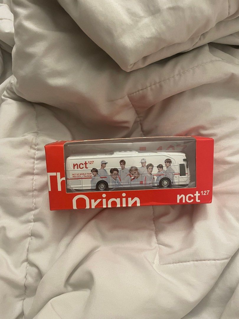 nct dream jewel hot sauce album & nct 127 neo city bus on Carousell