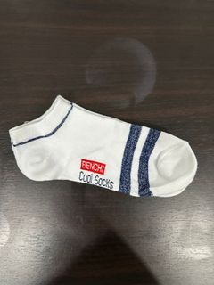 NEW Bench White Ankle Socks