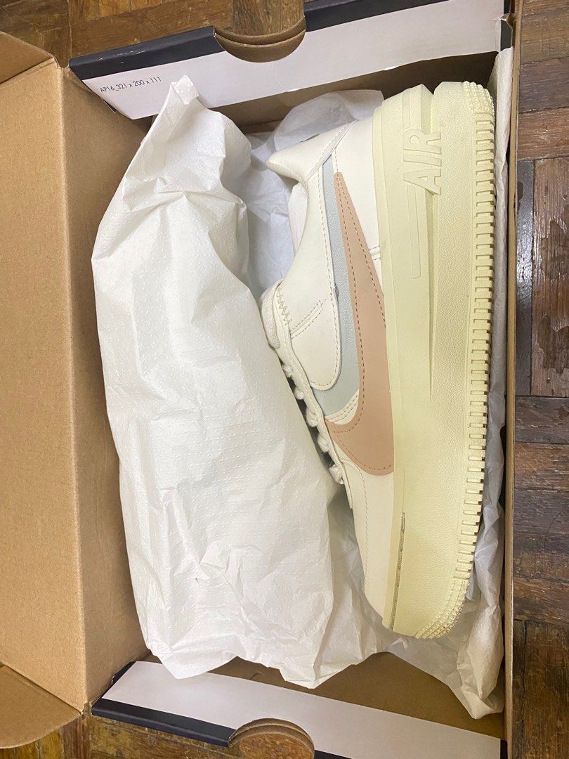 women's nike platform air force 1