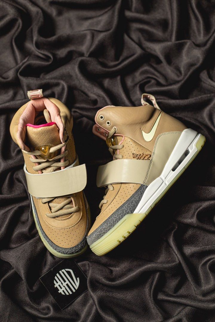 Nike air 2025 yeezy 3 precio