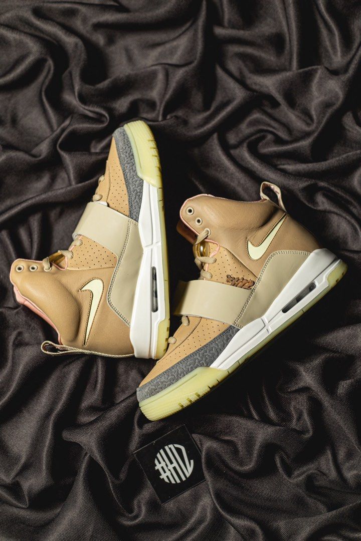 Nike Air Yeezy jellyfish 1Net Tan