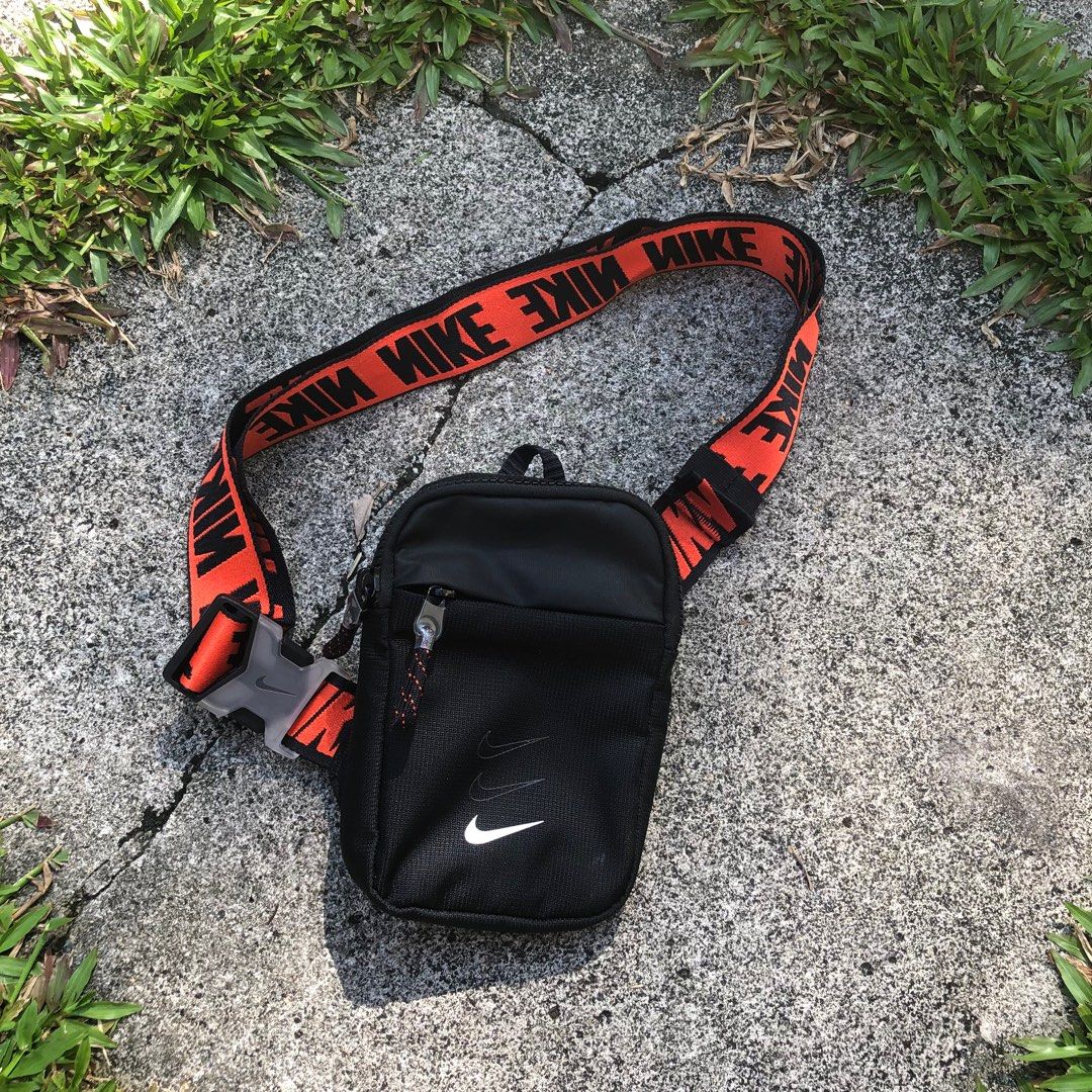 Nike Sling bag, Men's Fashion, Bags, Sling Bags on Carousell