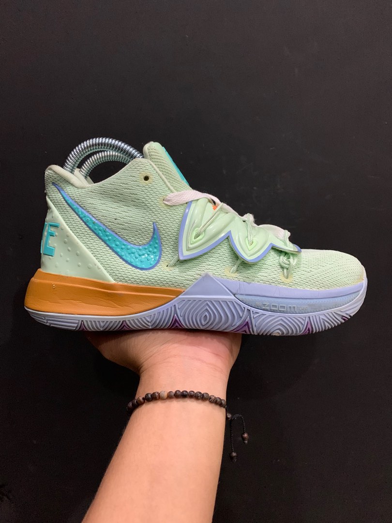 youth squidward kyrie 5