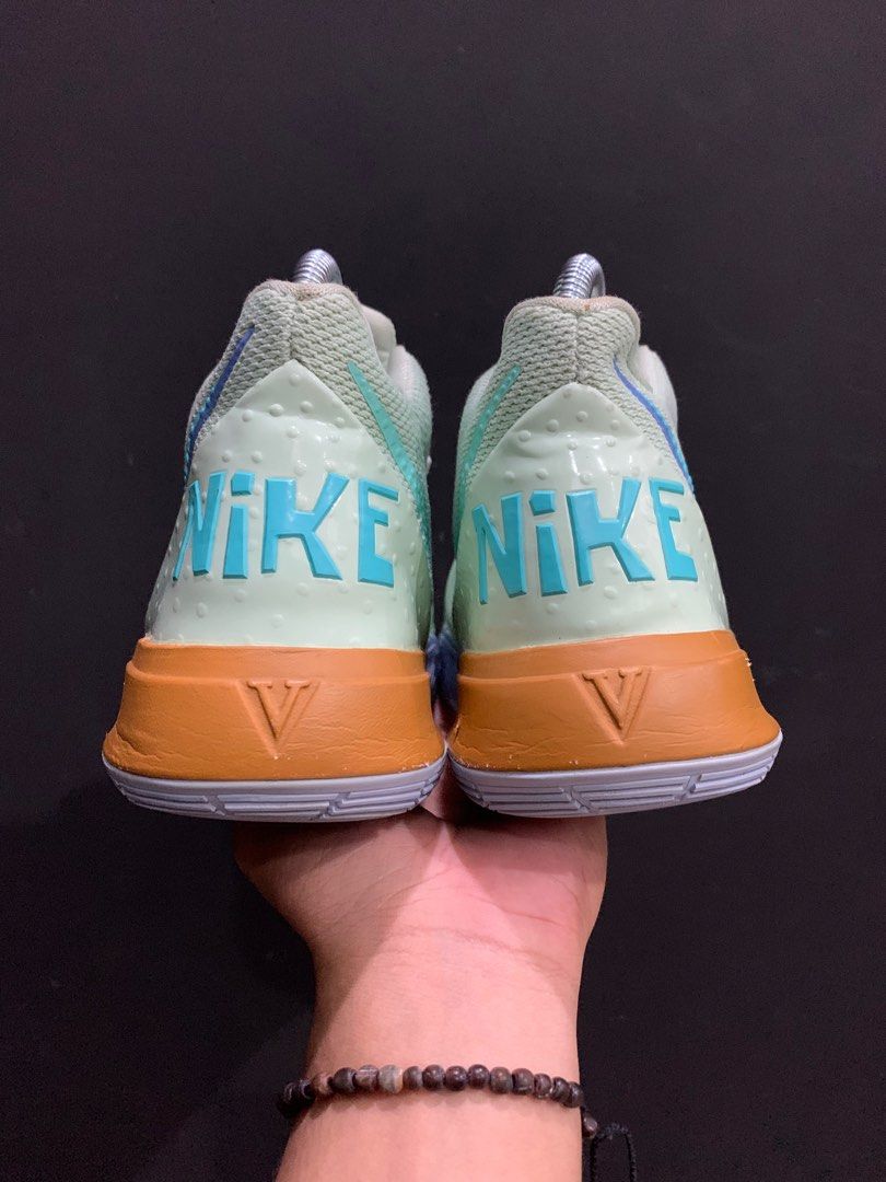 youth squidward kyrie 5