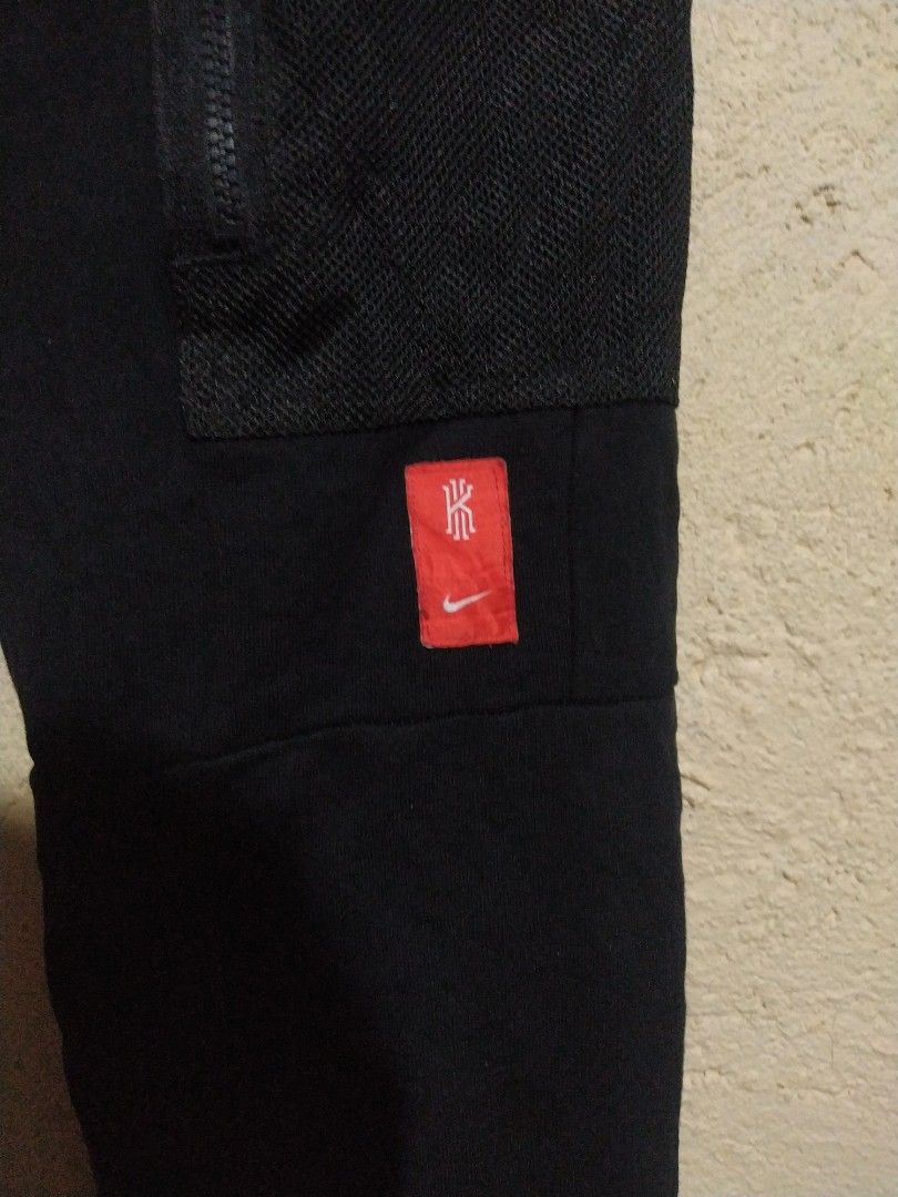Kyrie joggers discount