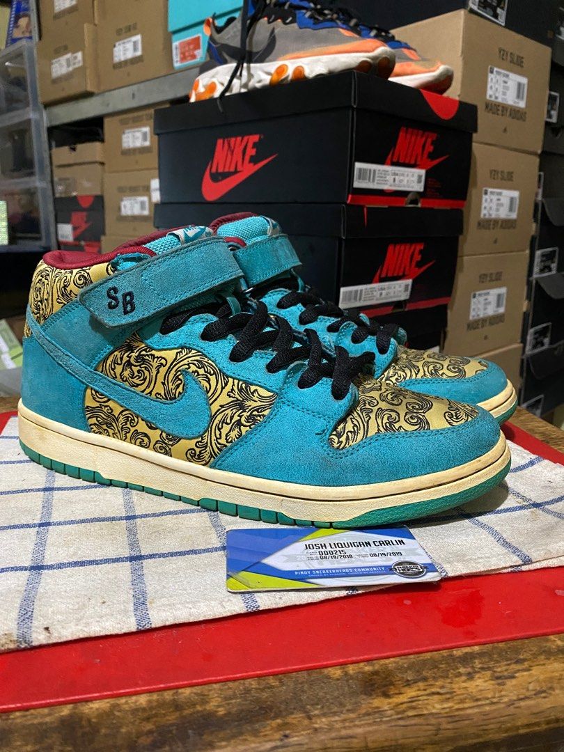 nike sb peacock