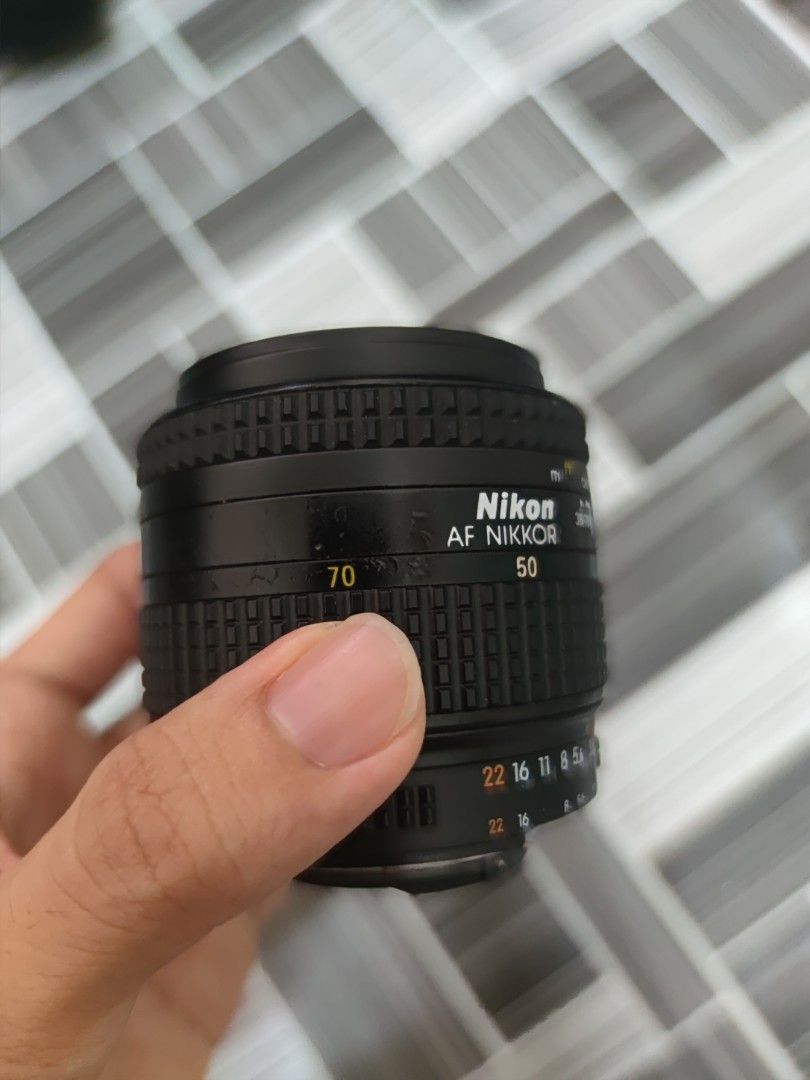 Nikon FE+NikonLens f3.3-22 35-70mm-