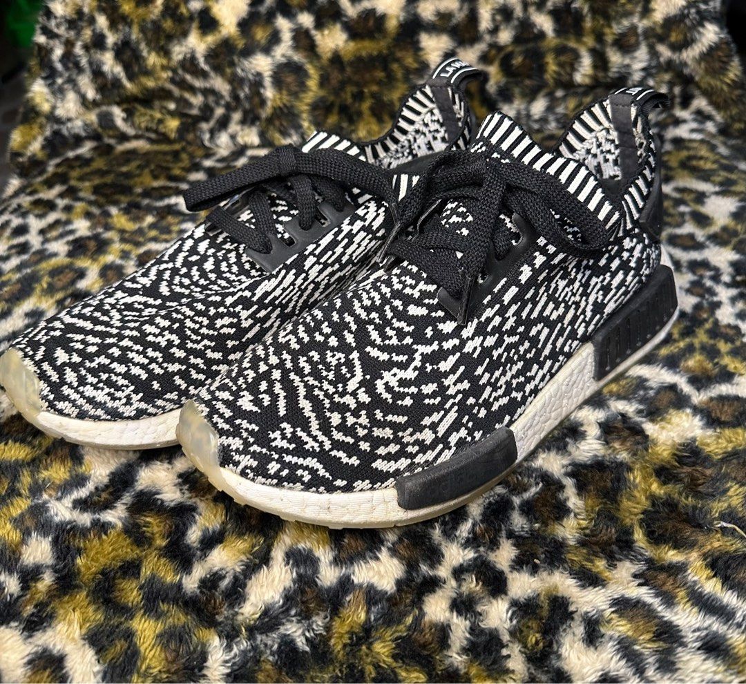 Nmd r1 on sale sashiko black