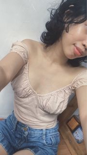 (Category: ) located in . Submitted by elesee (Listing ID 1237094210, Image 1). Description: .