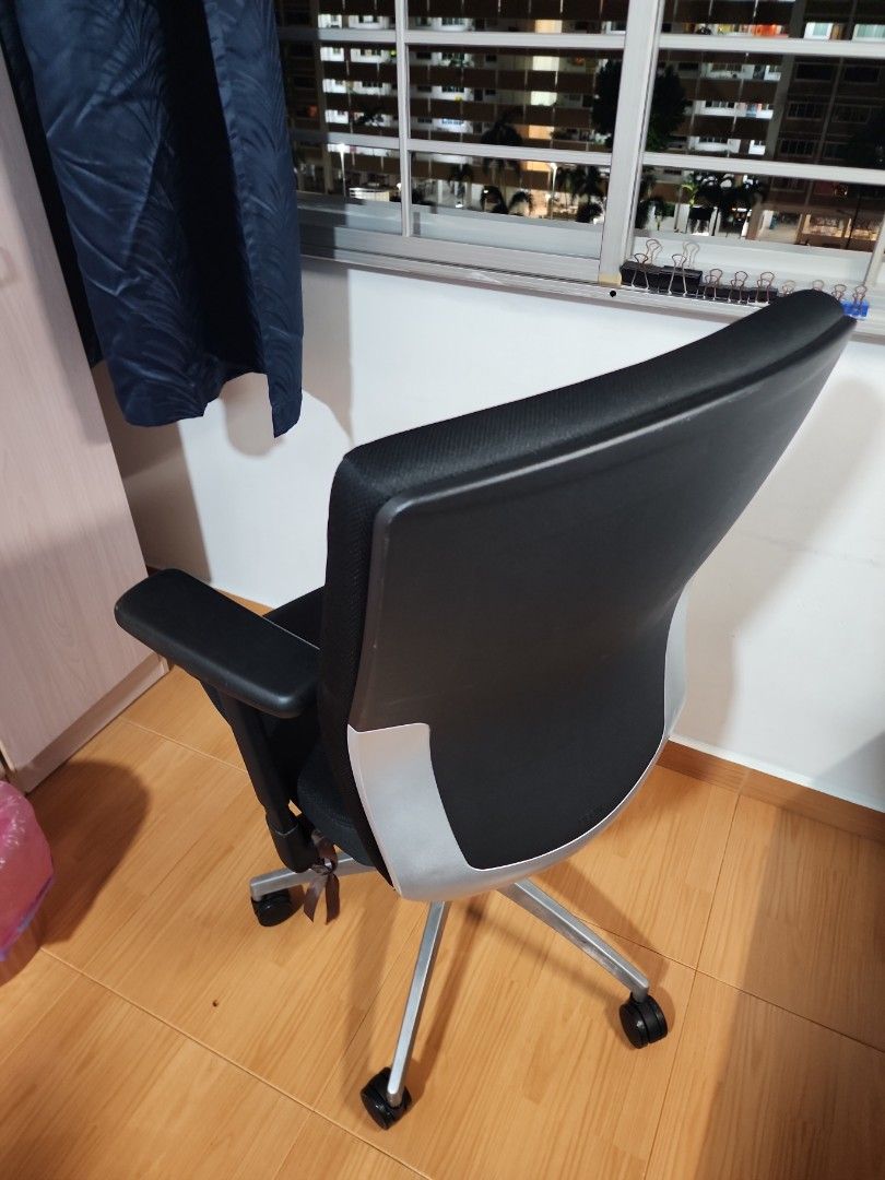 Deon Office Chair, Furniture & Home Living, Furniture, Chairs on Carousell