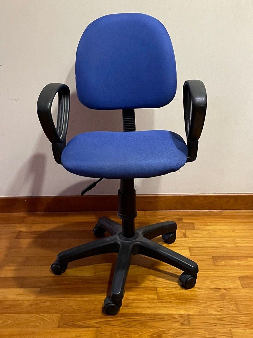 Office Chairs Furniture Home Living Furniture Chairs On Carousell office-chairs-furniture-home-living-furniture-chairs-on-carousell