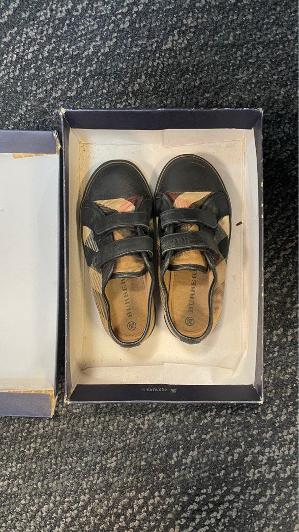 Burberry shoes kids silver top
